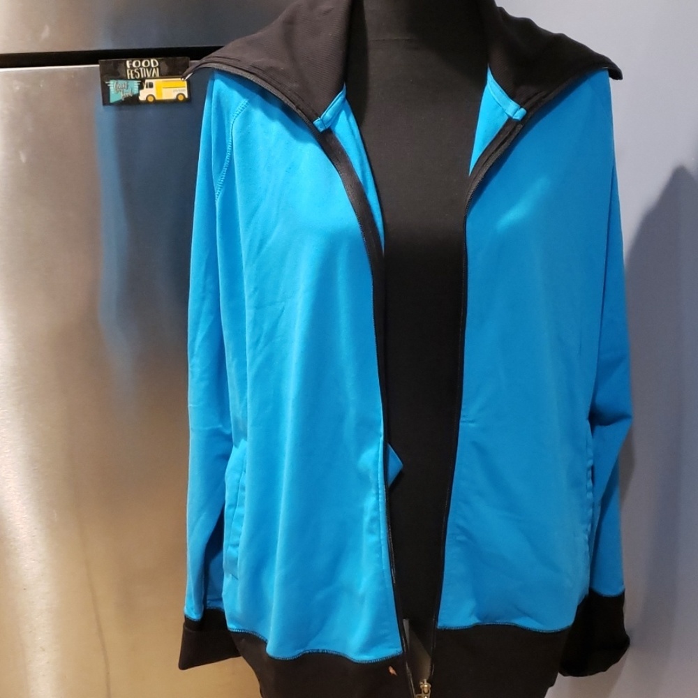 🔵 Jockey  jacket xxl & Match8ng Spprt Bra New No Tags